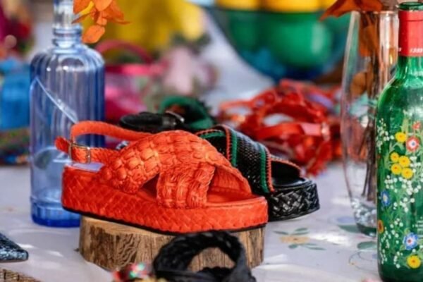 Moda veraniega: zapatos trenzados de Pons Quintana en España
